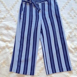 Loft wide leg blue stripe belted capri pant. Size 10 Petite.
